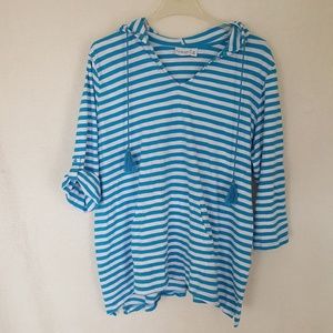 Hooded top with front pocket